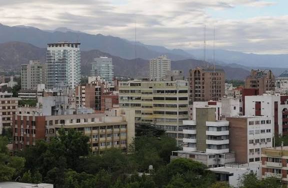 Pronóstico en Mendoza: viernes nublado con descenso de la temperatura y precipitaciones aisladas